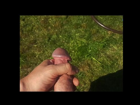 ❤️ Varma varmulo iĝas sian rozkoloran fikigon kaj ŝprucas kun ŝprucaĵo en somera ĝardeno ❤ Anala video ĉe eo.befuck-net.ru ﹏